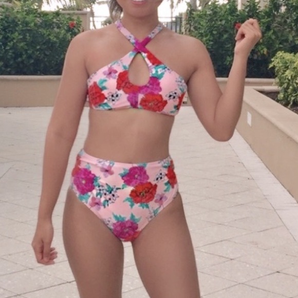 ✖️SOLD✖️ XHILARATION Pink Floral Swimsuit - Picture 9 of 9